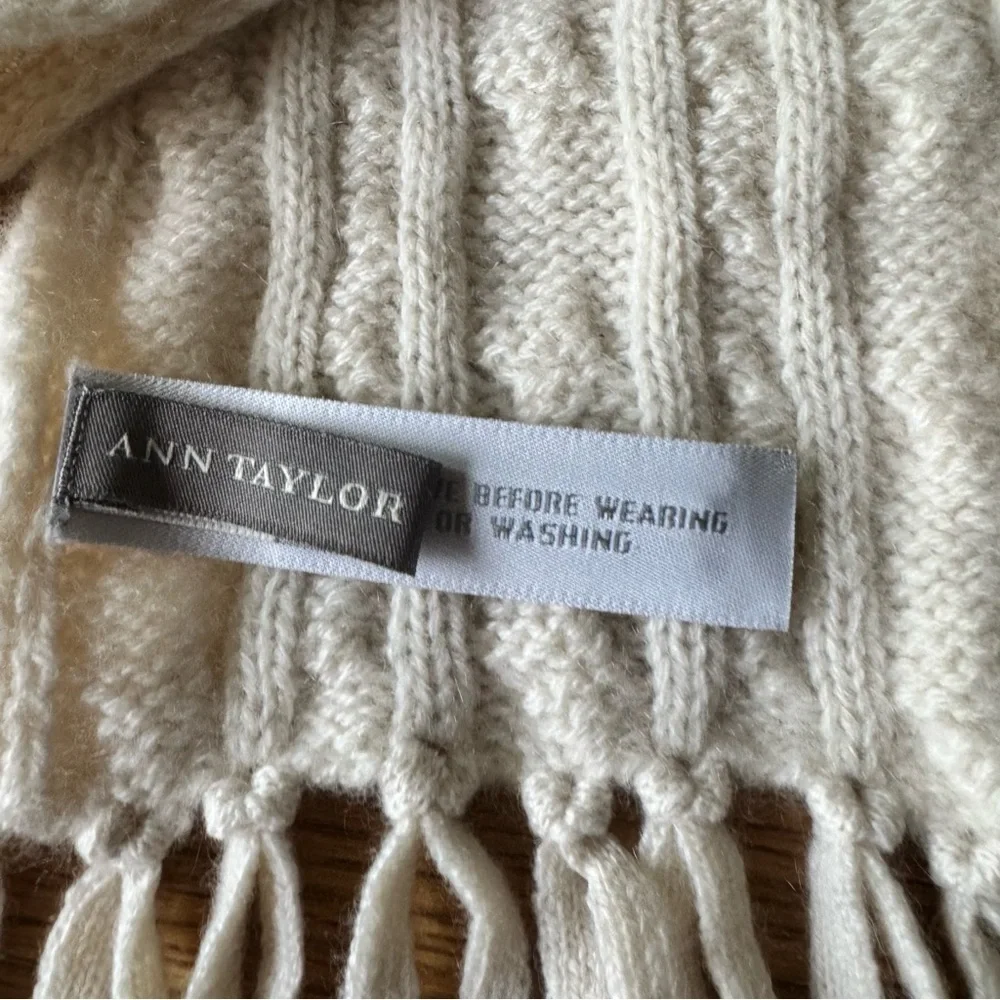Ann Taylor Cashmere Scarf Cable Knit Thin Long Fringe Winter